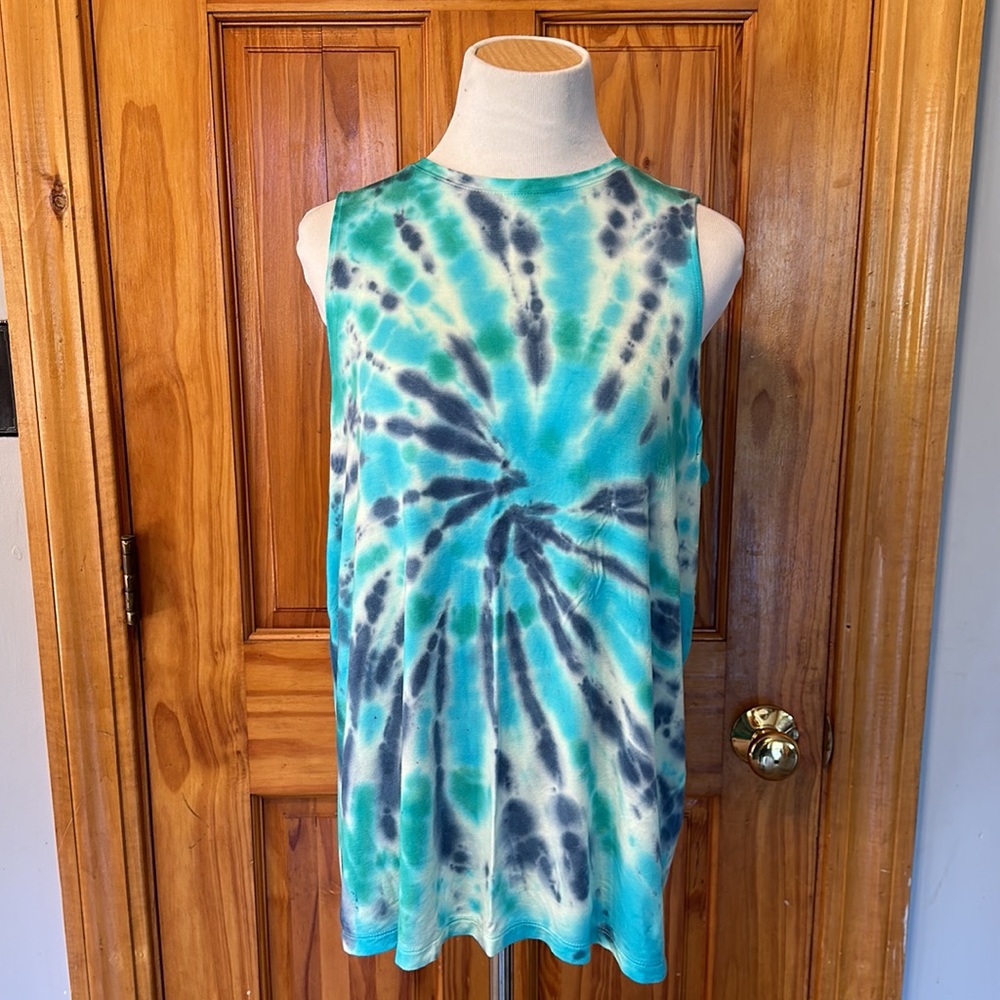 Tye dye tank top - Picture 1 of 8